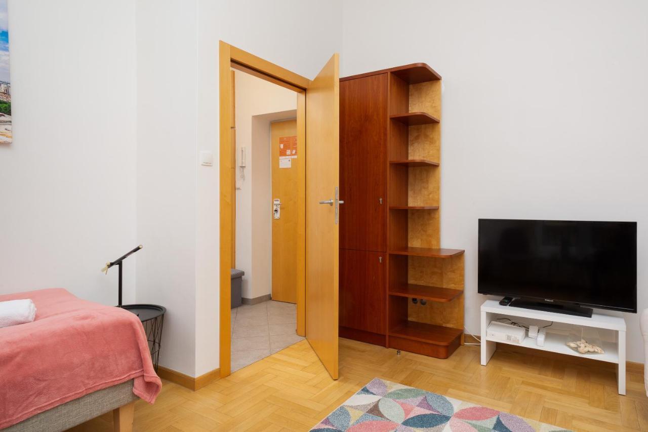 Warecka By Renters * Varsavia